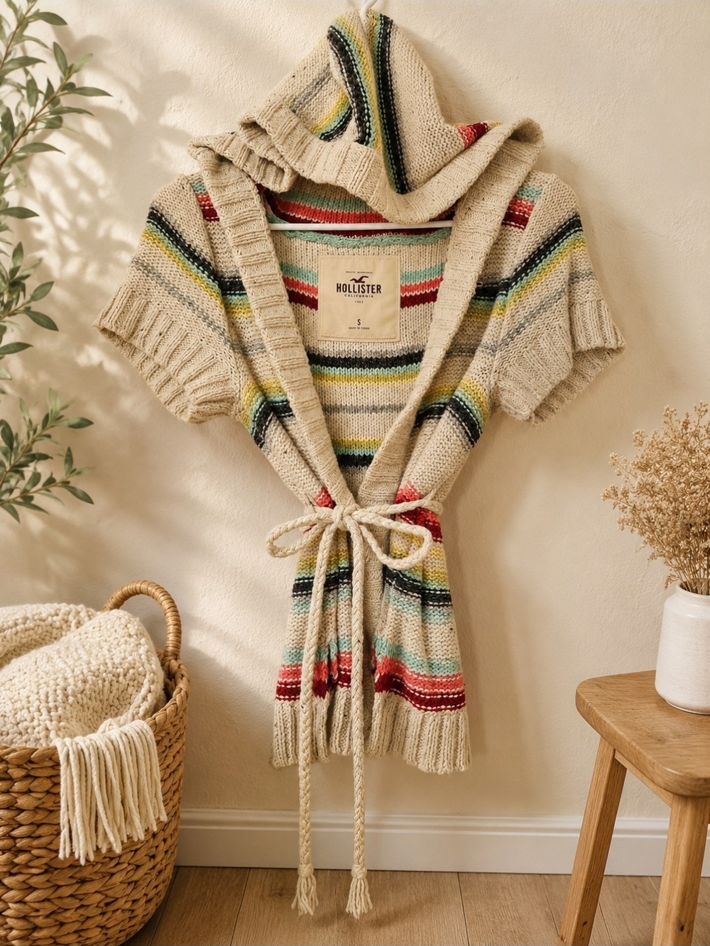 Hollister Knit Tie-Front Sweater Cardigan – Size Small 🤍